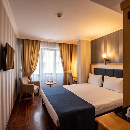 Nova Plaza Taksim Square Hotel Istanbul Exterior photo